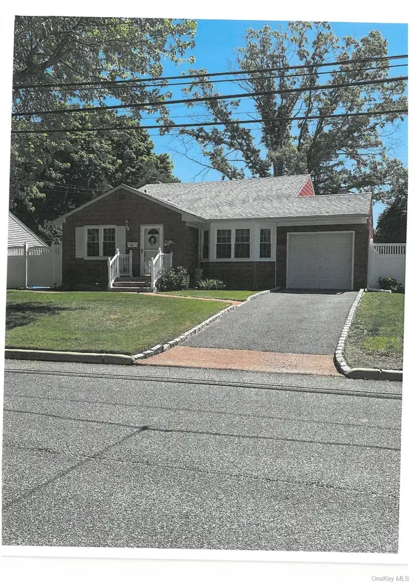 107 1st Avenue, Kings Park, NY 11754