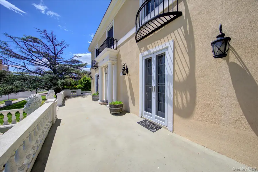 159 Magnolia Boulevard, Long Beach, NY 11561 - #3
