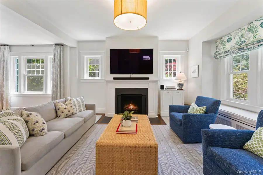 33 Merriam Avenue, Bronxville, NY 10708 - #3