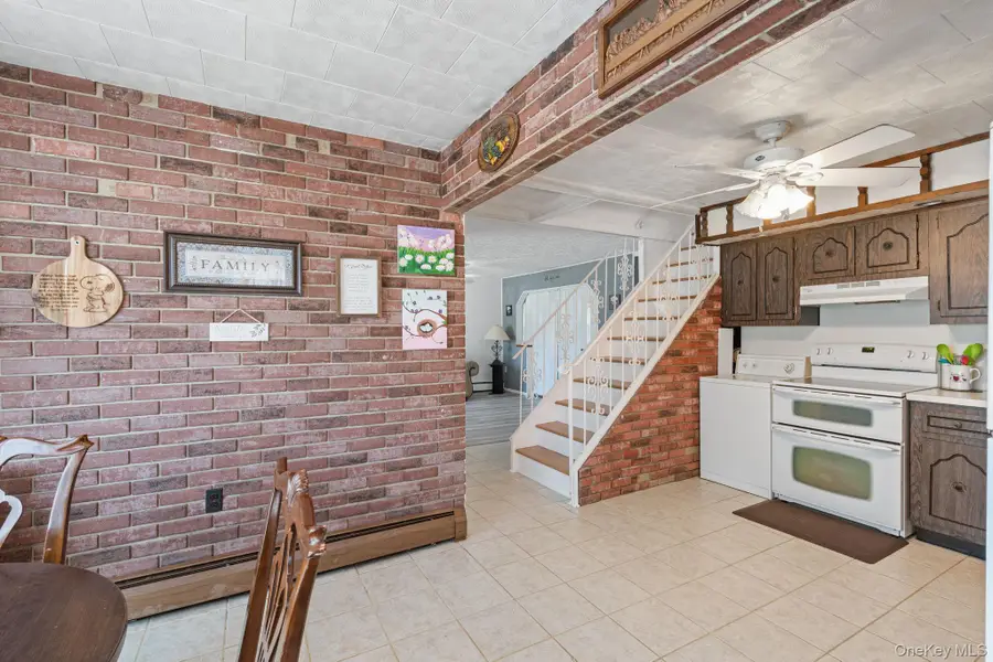 47 Forge Lane, Levittown, NY 11756 - #3