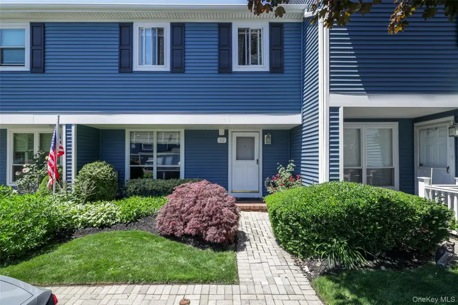 100 Baker Court #22, Island Park, NY 11558 - #3