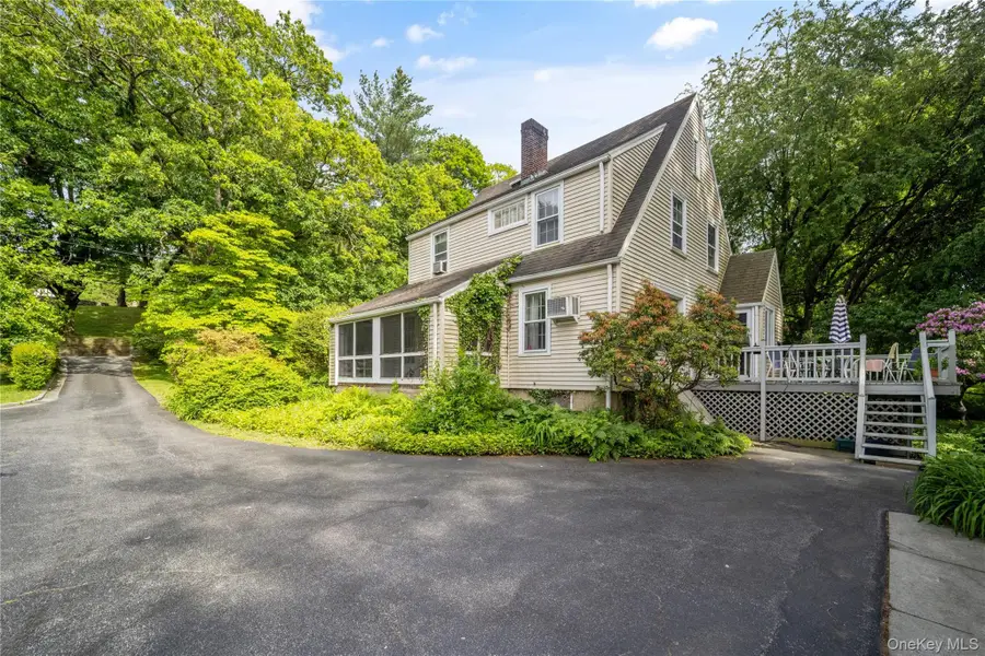 518 Pleasantville Road, Briarcliff Manor, NY 10510 - #3