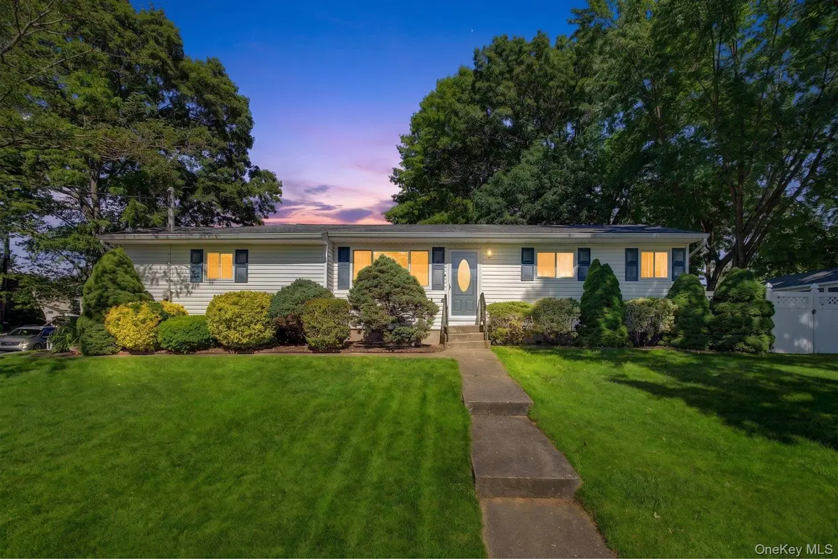 470 Ontario Street, Ronkonkoma, NY 11779 - #1