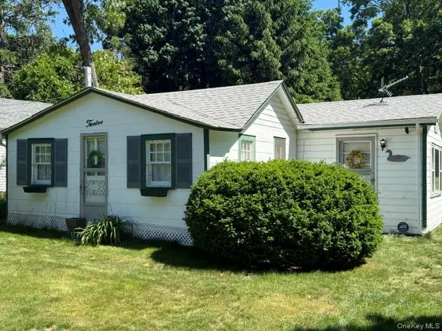 12 Midvale Avenue, Farmingville, NY 11738 - #3
