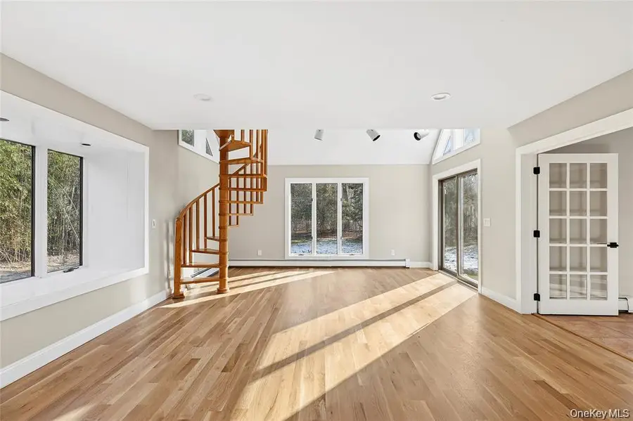 27 Ravine Road, Miller Place, NY 11764 - #3