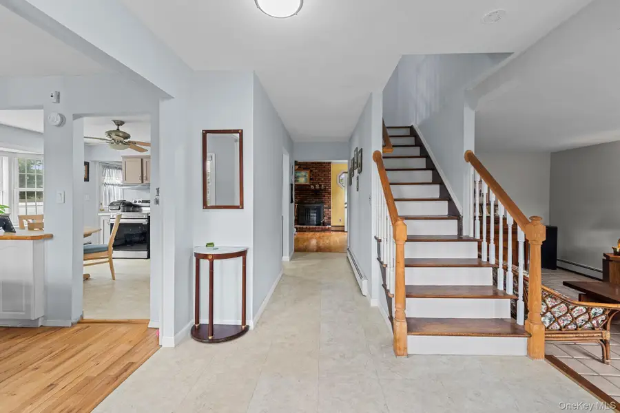 38 Pamlico Avenue, Ronkonkoma, NY 11779 - #3