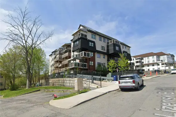 3 Lizensk Boulevard #414, Monroe, NY 10950