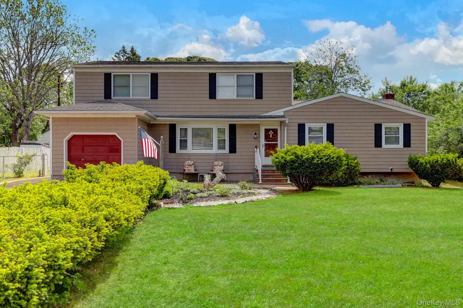 115 North Evergreen Drive, Selden, NY 11784 - #2