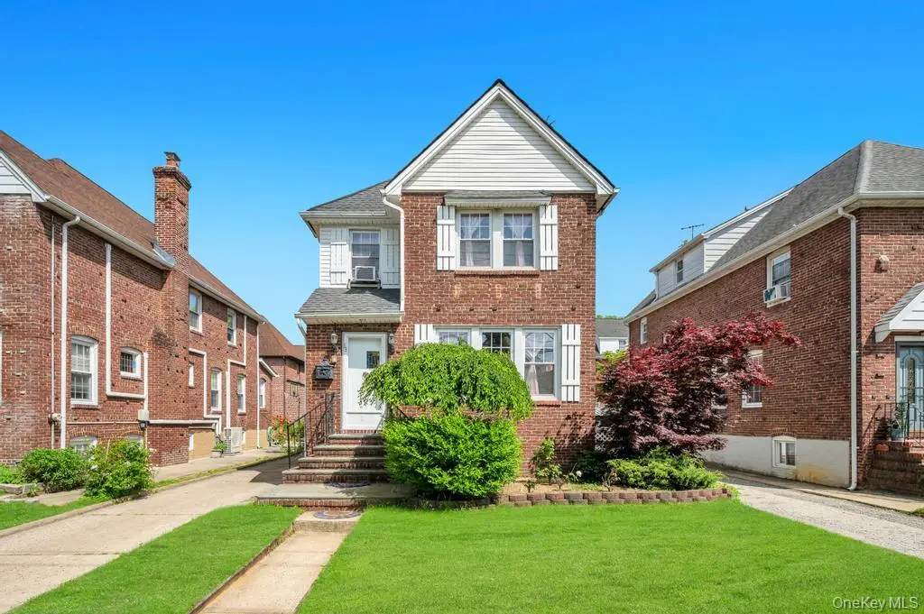 65 Bixley Heath, Lynbrook, NY 11563 - #1