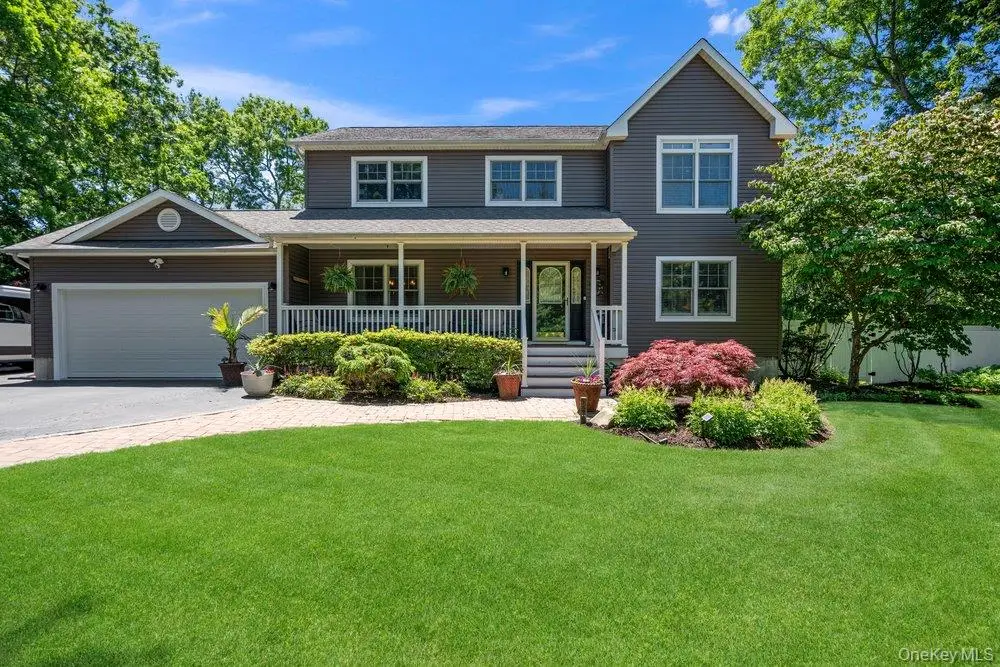 131 Jamaica Avenue, Medford, NY 11763 - #1