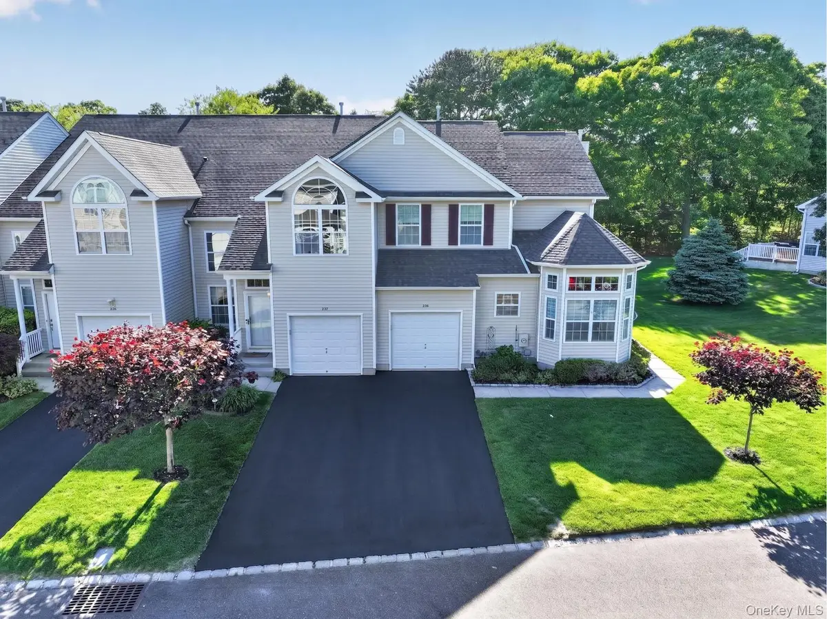 235 Kettles Lane, Medford, NY 11763 - #1