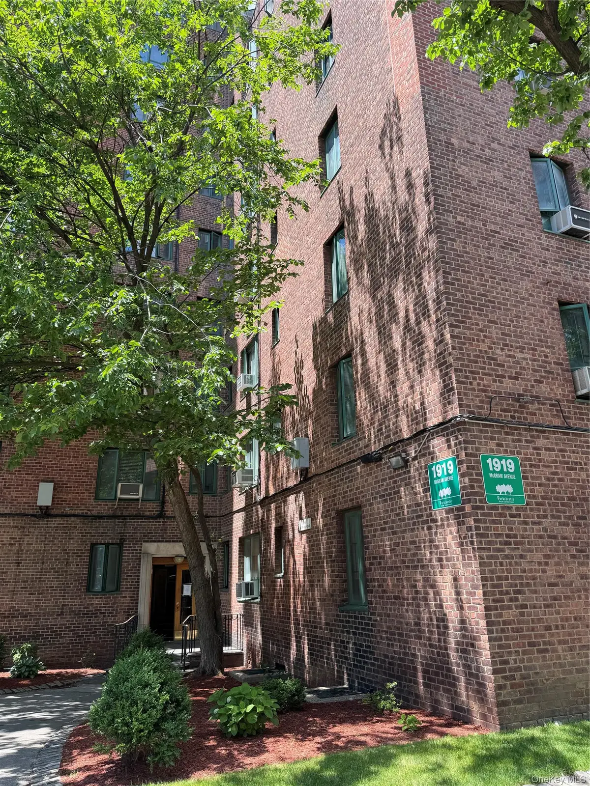 Address Withheld By Seller, Bronx, NY 10462 - #1