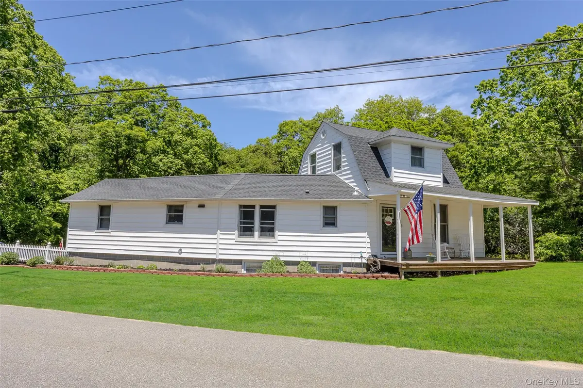 5 Gerard Road, Yaphank, NY 11980 - #1