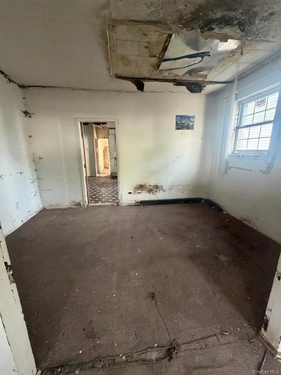 1000 Crescent Street, Brooklyn, NY 11208 - #2