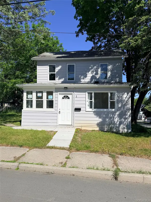 1 Chestnut Street, Middletown, NY 10940