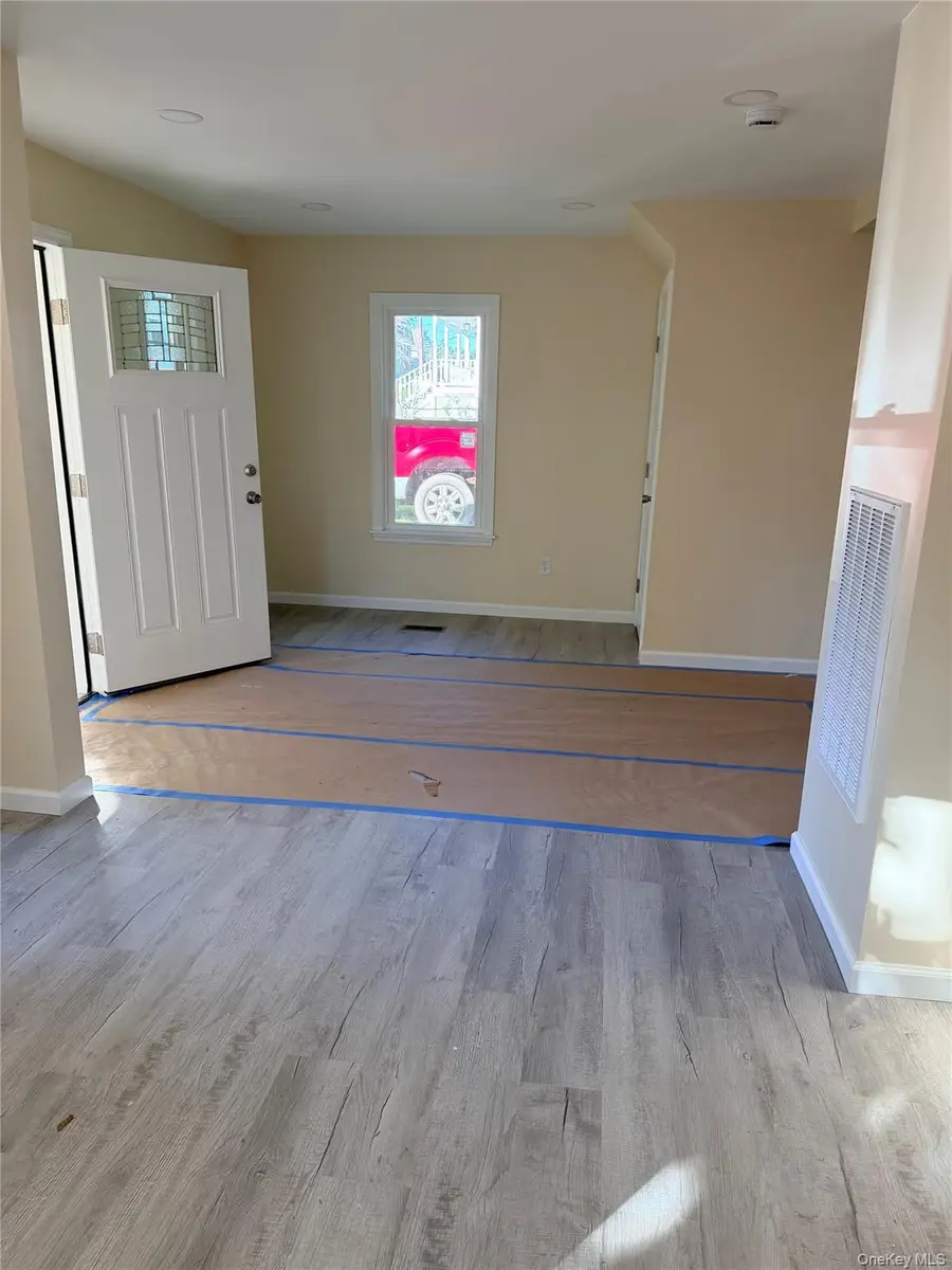 1 Chestnut Street, Middletown, NY 10940 - #3