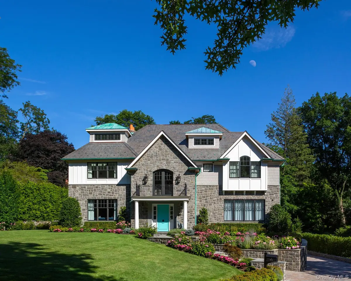 7 Pine Drive, Great Neck, NY 11021 - #1