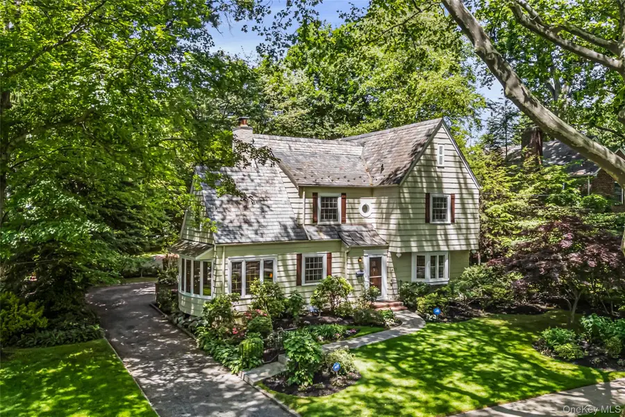 433 Park Avenue, Manhasset, NY 11030 - #3