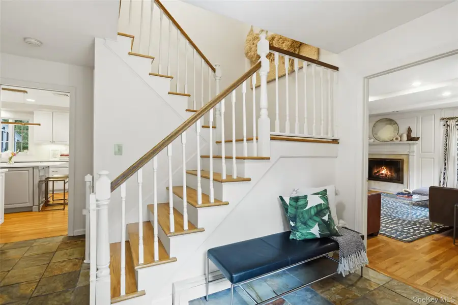 5 Diane Court, Katonah, NY 10536 - #2