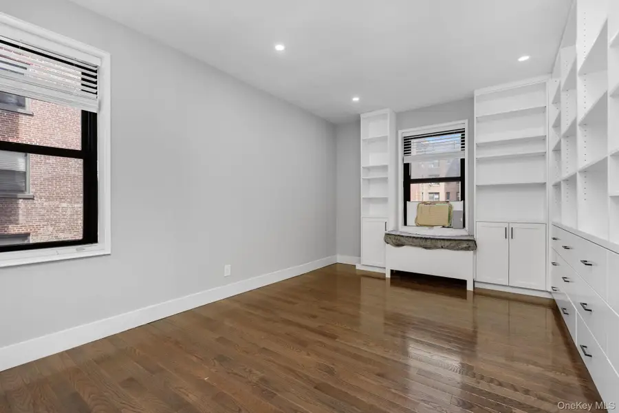 325 Main Street #4D, White Plains, NY 10601 - #2