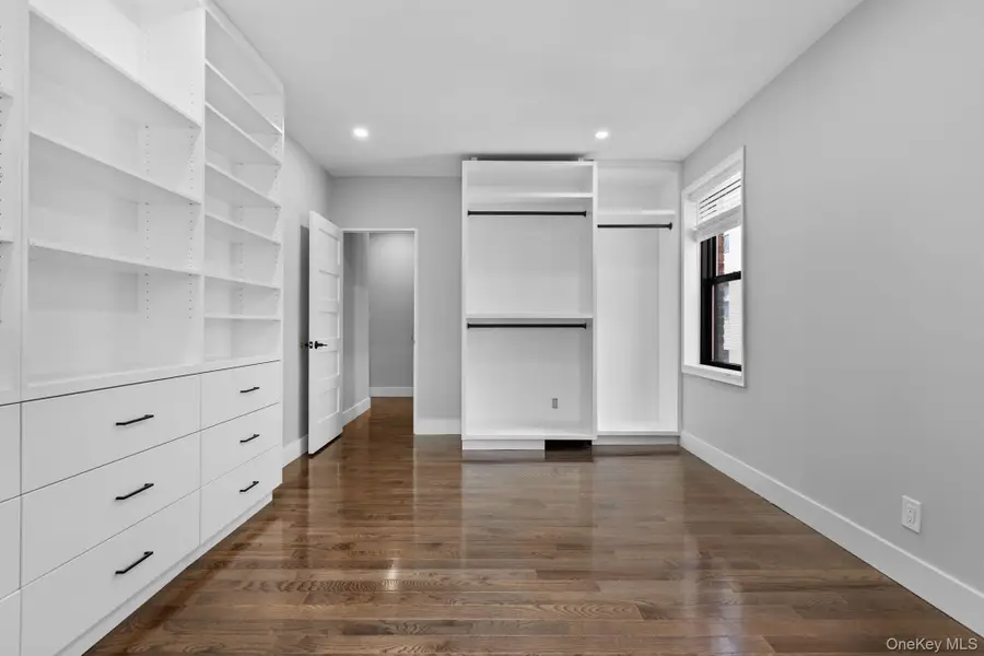 325 Main Street #4D, White Plains, NY 10601 - #3