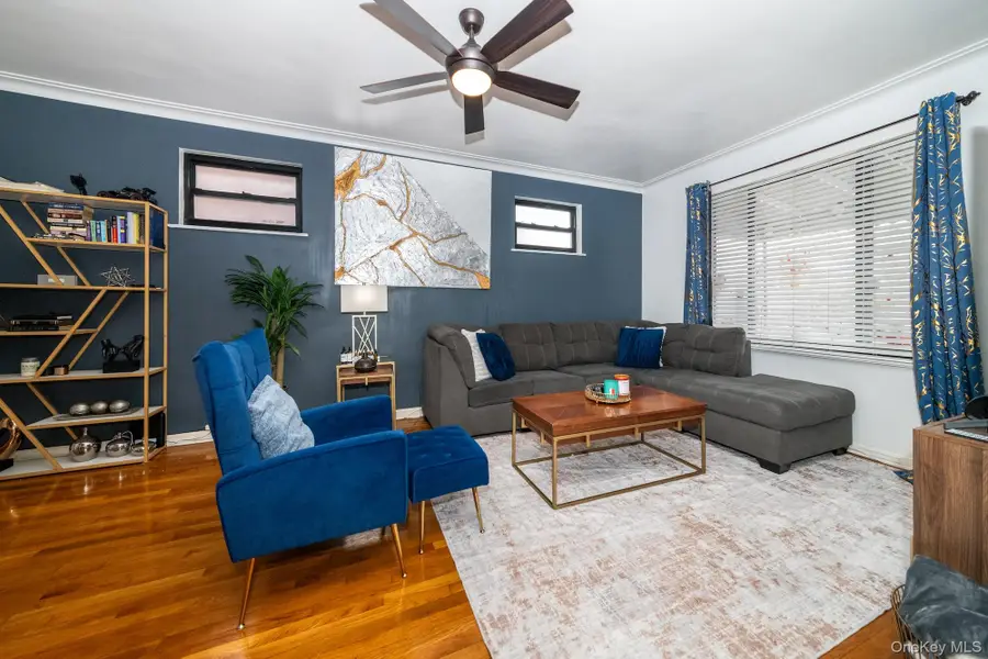 2530 Fenton Avenue, Bronx, NY 10469 - #2