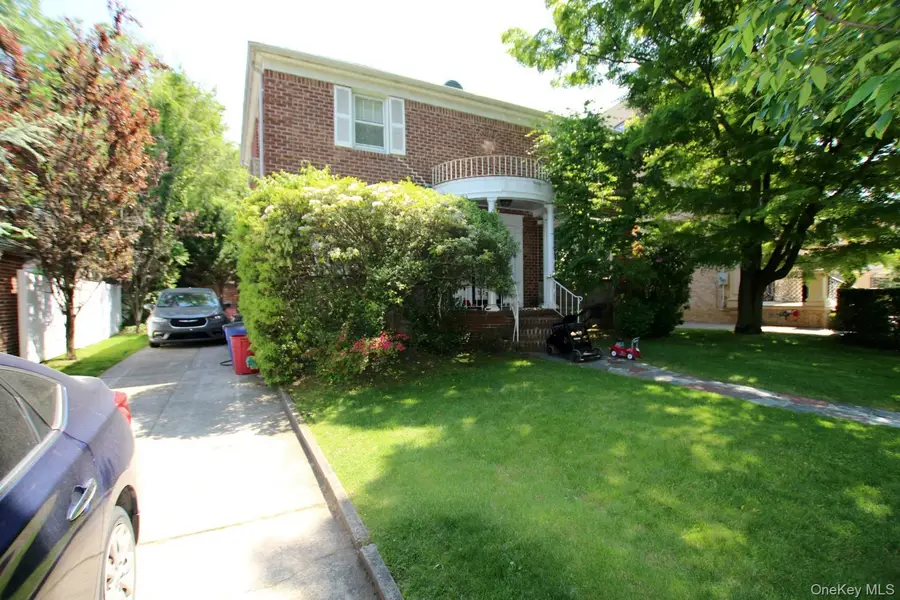 18714 Aberdeen Road, Jamaica, NY 11432 - #2