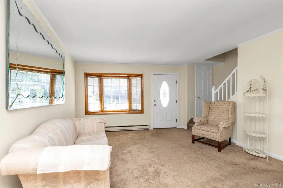 2484 Lindy Road, Westbury, NY 11590 - #3