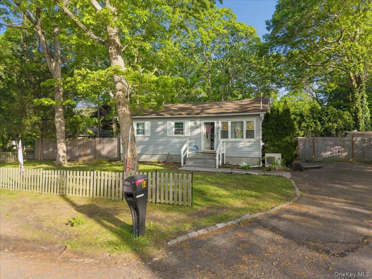 84 Queen Road, Mastic Beach, NY 11951 - #1