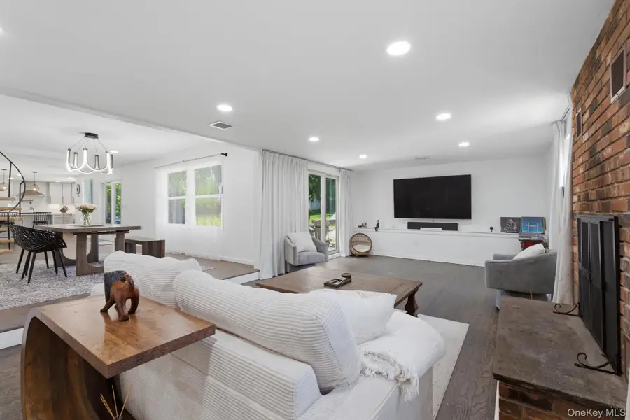 2 Bell Place, Rye Brook, NY 10573 - #2