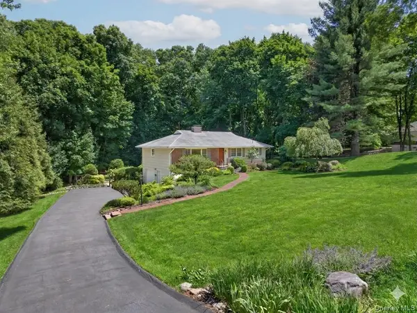 9 East Place, Suffern, NY 10901