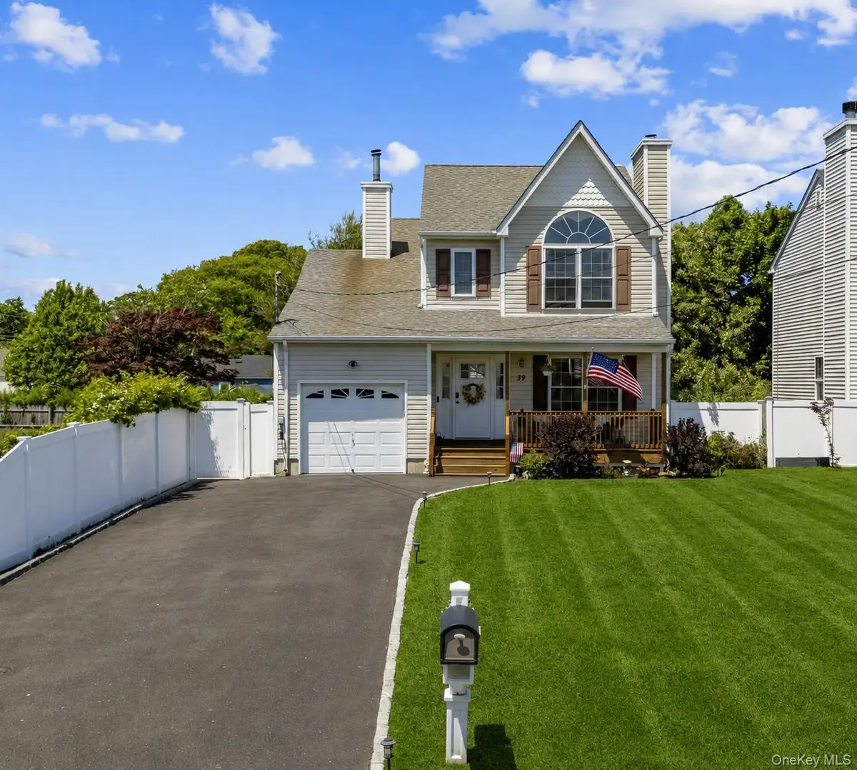 39 Seymour Drive, Shirley, NY 11967 - #1