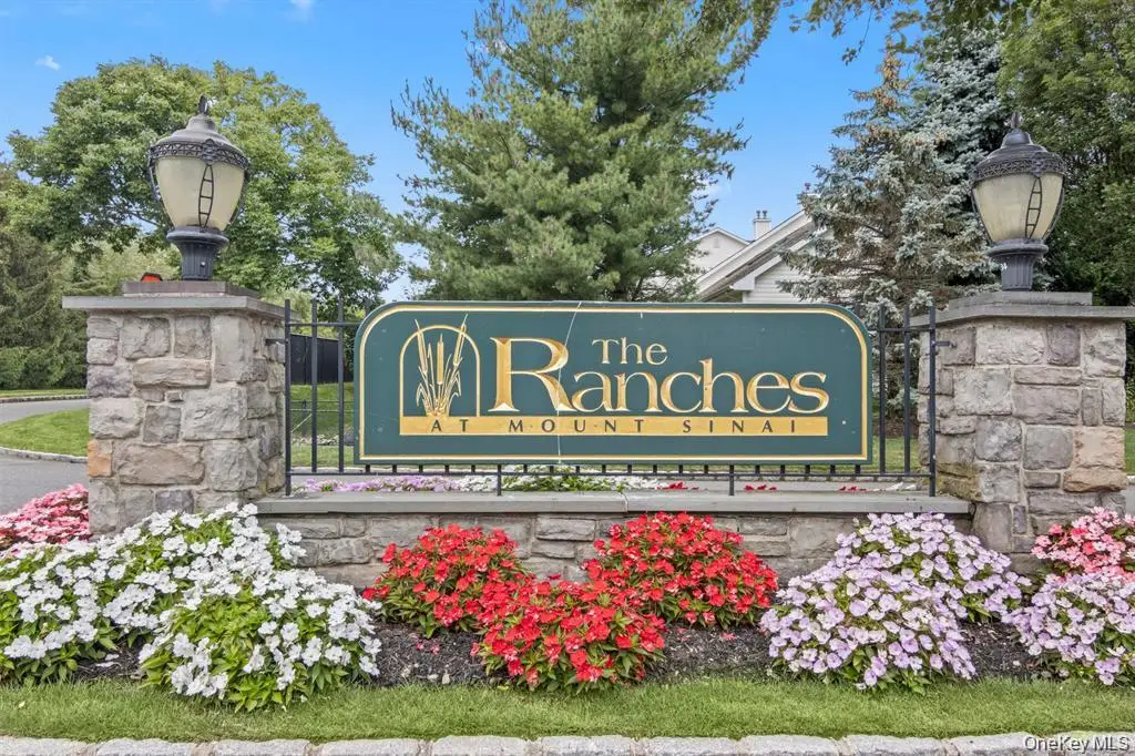 17 Constantine Way, Mount Sinai, NY 11766 - #1