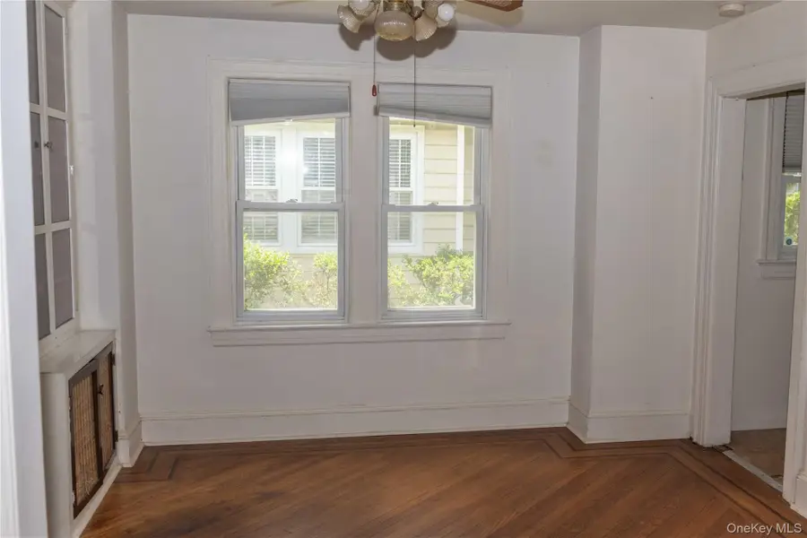 209 Sherman Street, Lynbrook, NY 11563 - #3