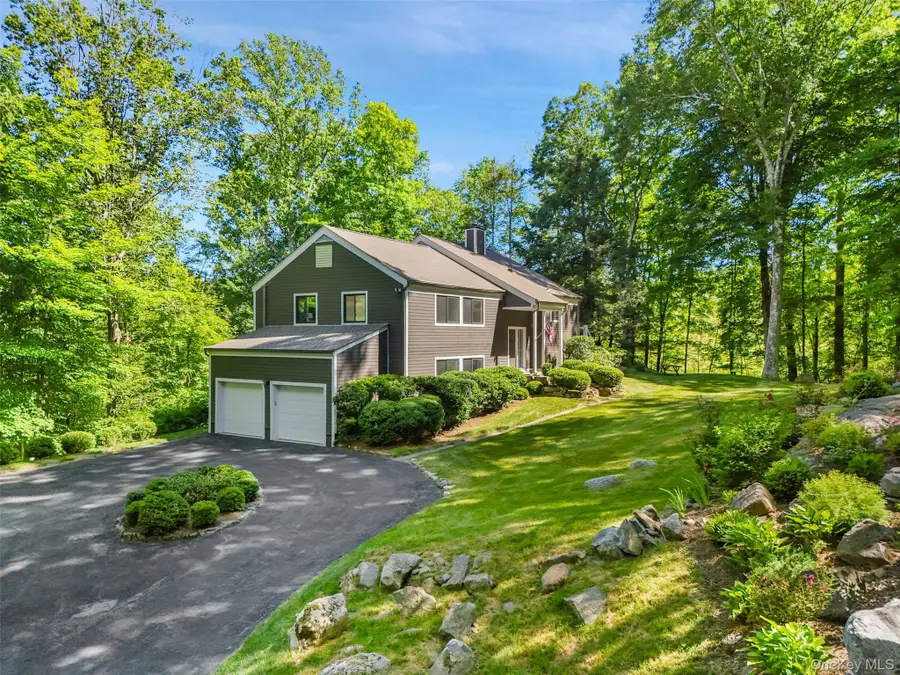 95 Hickory Kingdom Road, Bedford, NY 10506 - #2