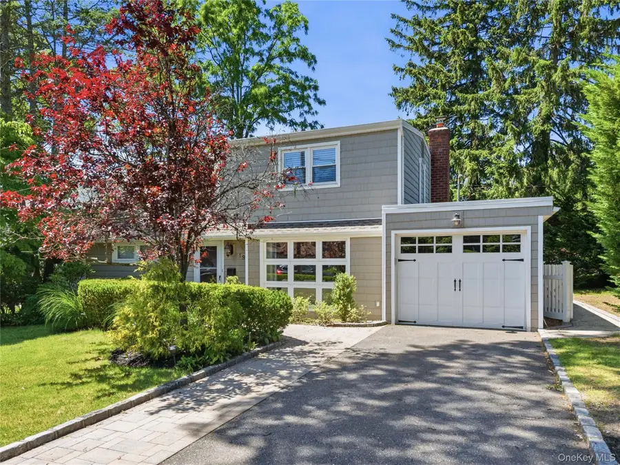 19 Radcliff Avenue, Port Washington, NY 11050 - #2