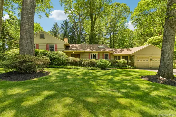 47 Mayfair Drive, Huntington, NY 11743