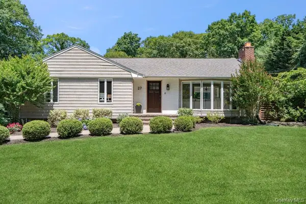 27 Hennessy Drive Drive, Huntington, NY 11743