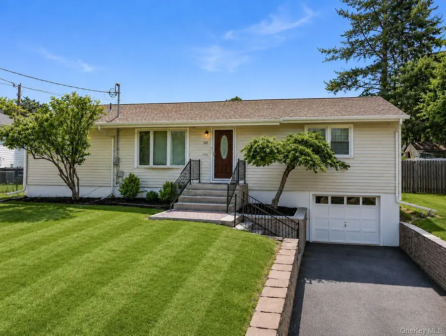 145 Wawayanda Avenue, Middletown, NY 10940 - #3