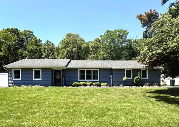 32 Henearly Drive, Miller Place, NY 11764