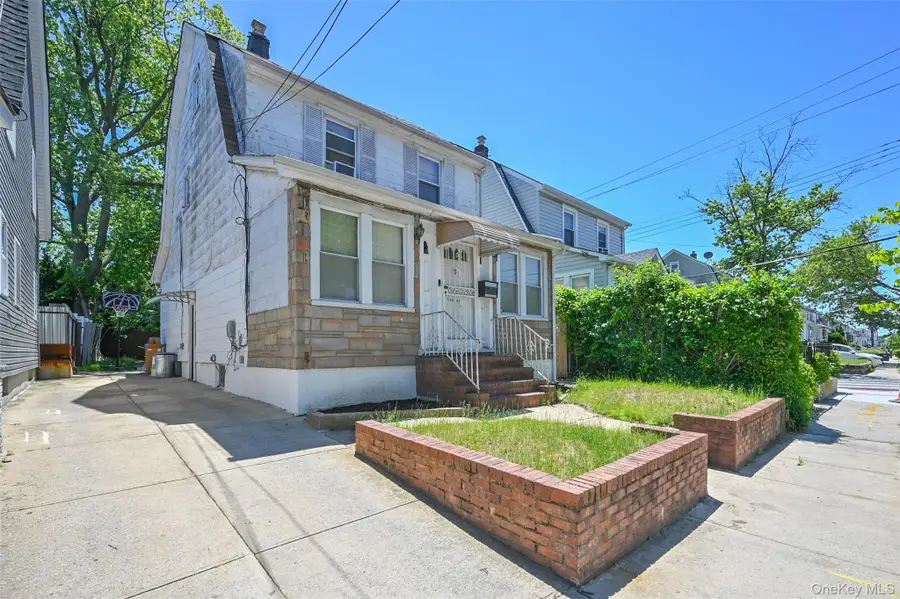 18806 Mangin Avenue, Saint Albans, NY 11412 - #2