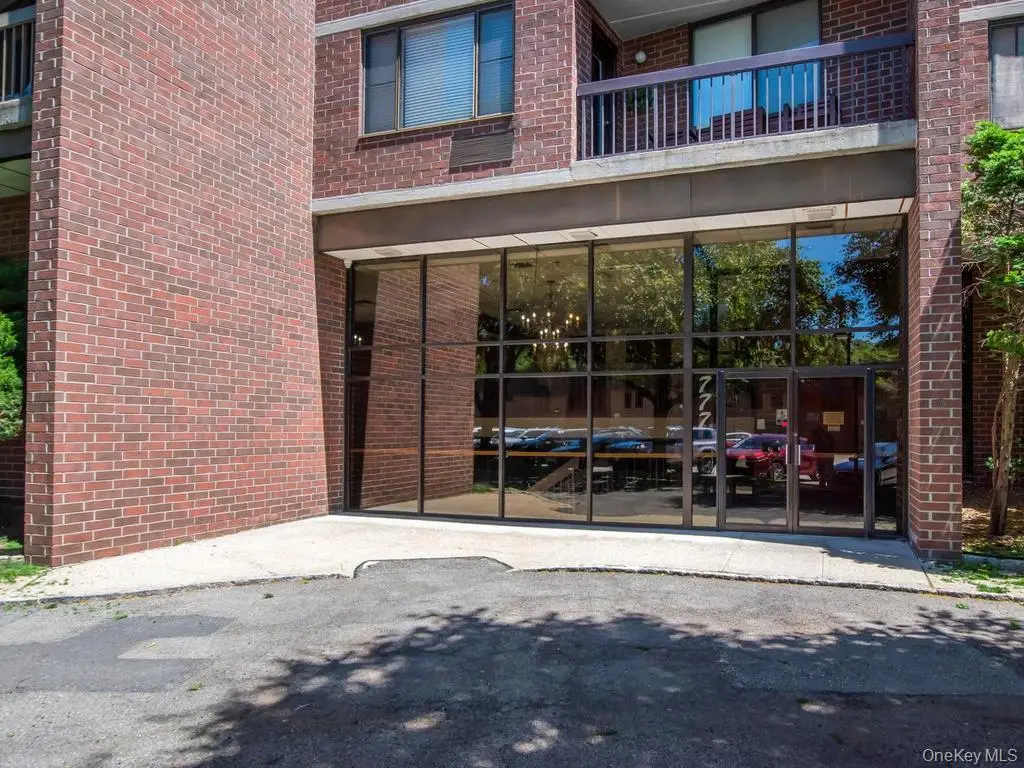 777 N Macquesten Parkway #203, Mount Vernon, NY 10552 - #1