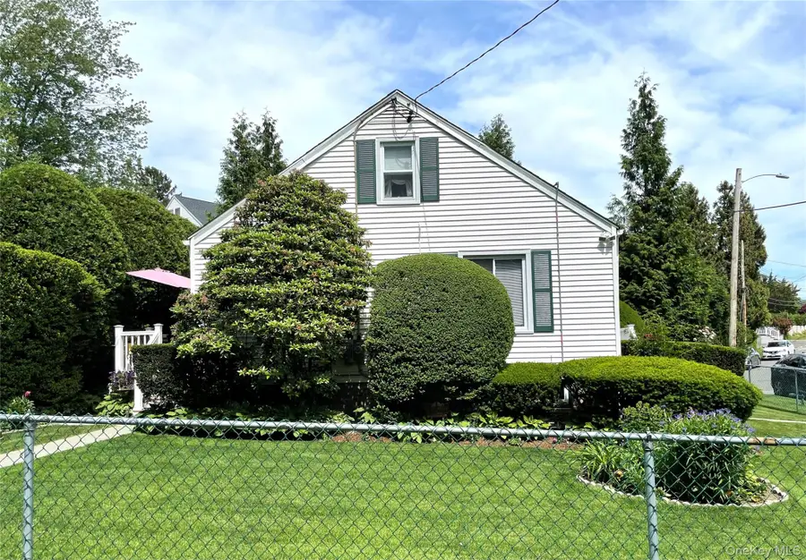 11 Brook Road, Port Chester, NY 10573 - #2