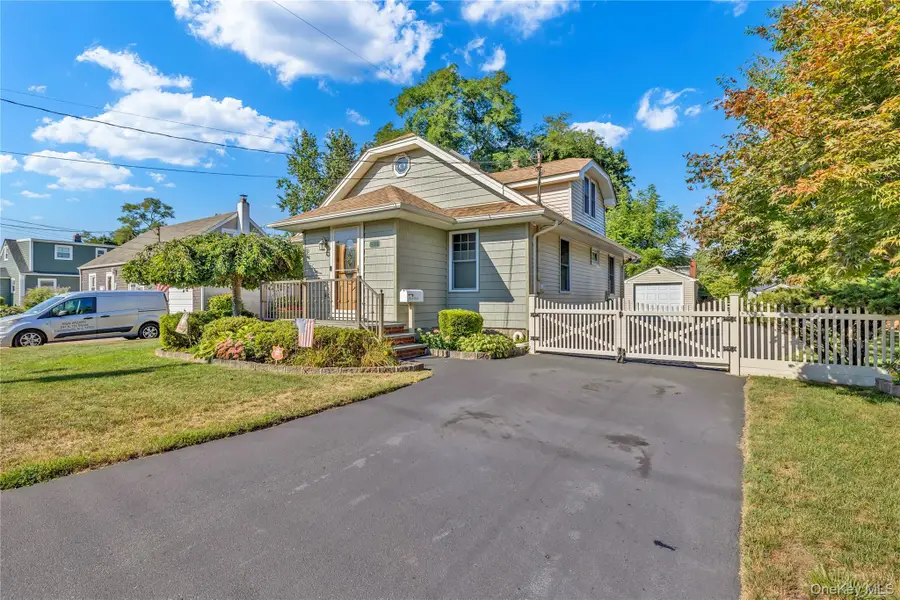 245 N N 7th Street, Lindenhurst, NY 11757 - #2