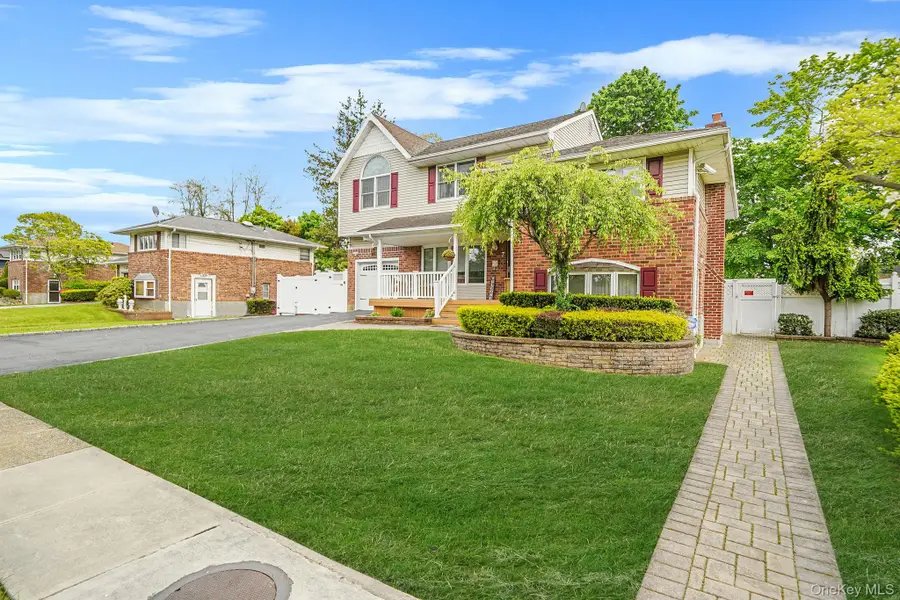 7 Elmwood Road, Deer Park, NY 11729 - #3