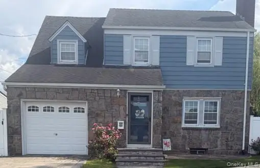 1020 Garden Place, Baldwin, NY 11510 - #1