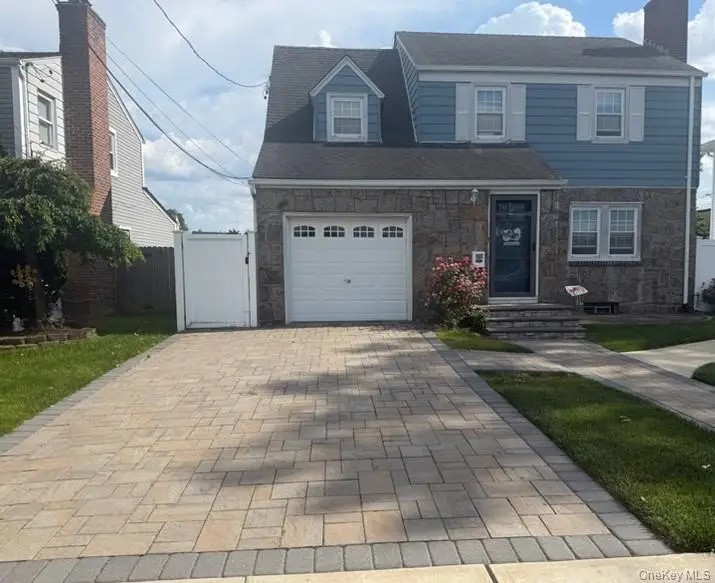 1020 Garden Place, Baldwin, NY 11510 - #2