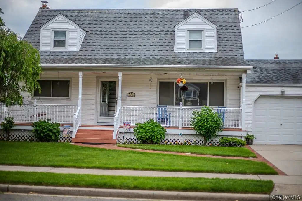 162 N Elm Street, Massapequa, NY 11758 - #1