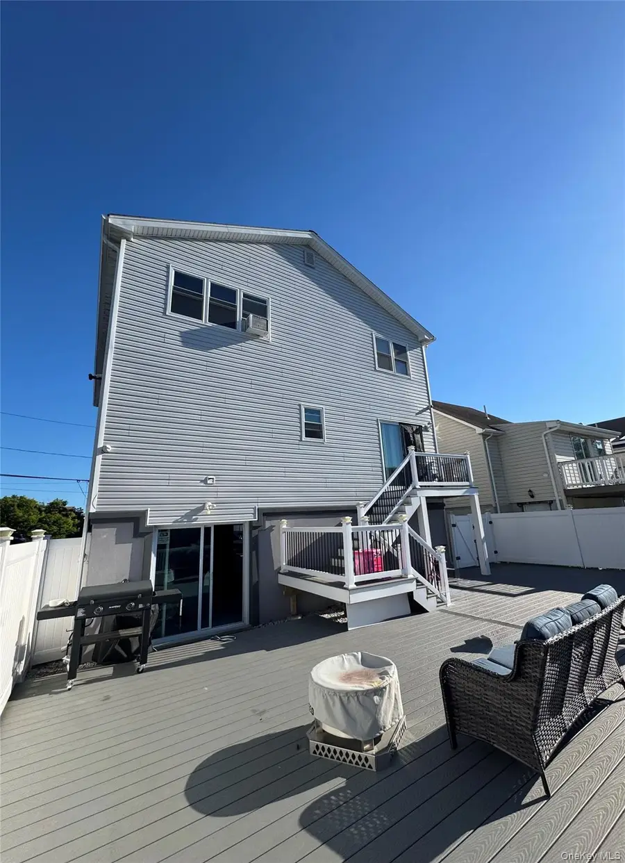 663 Arthur Street, Baldwin, NY 11510 - #3