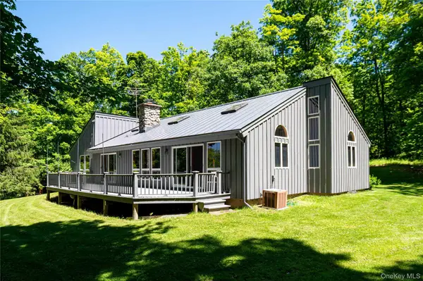 436 Schoolhouse Road #62, Austerlitz, NY 12017